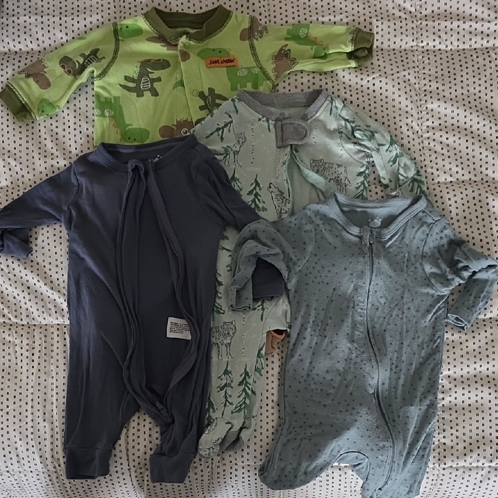 Lot Of 4 0-3 Month Onesies